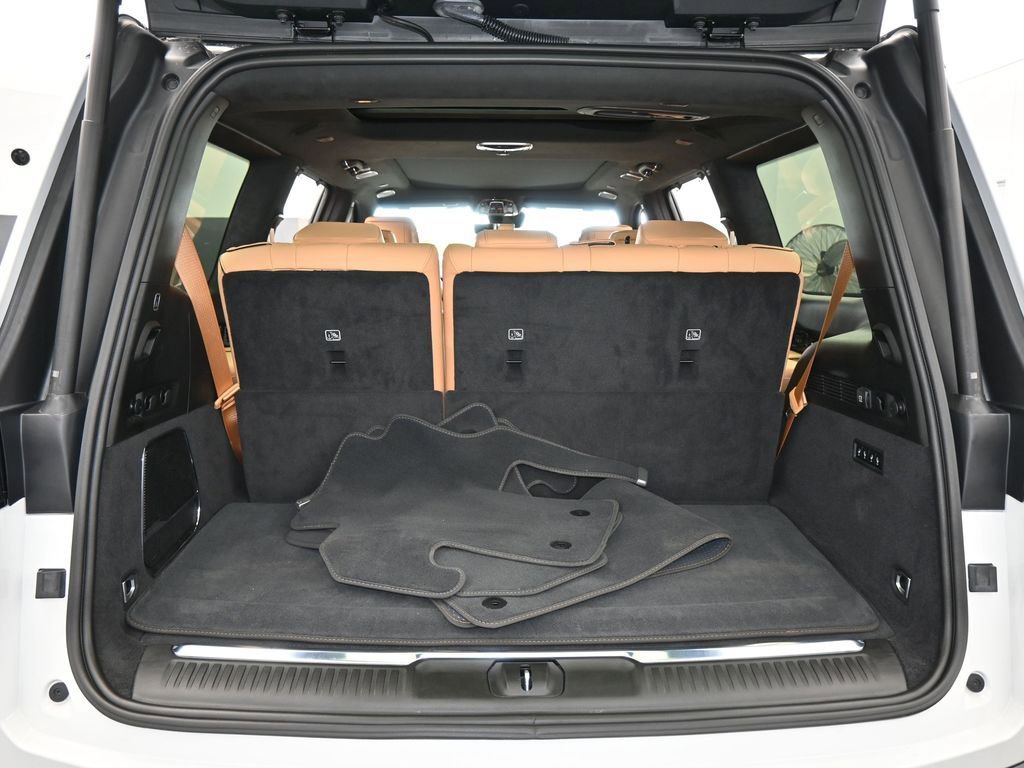 Used 2024 Jeep Grand Wagoneer Series III w/ Quick Order Packagew 28T image 55