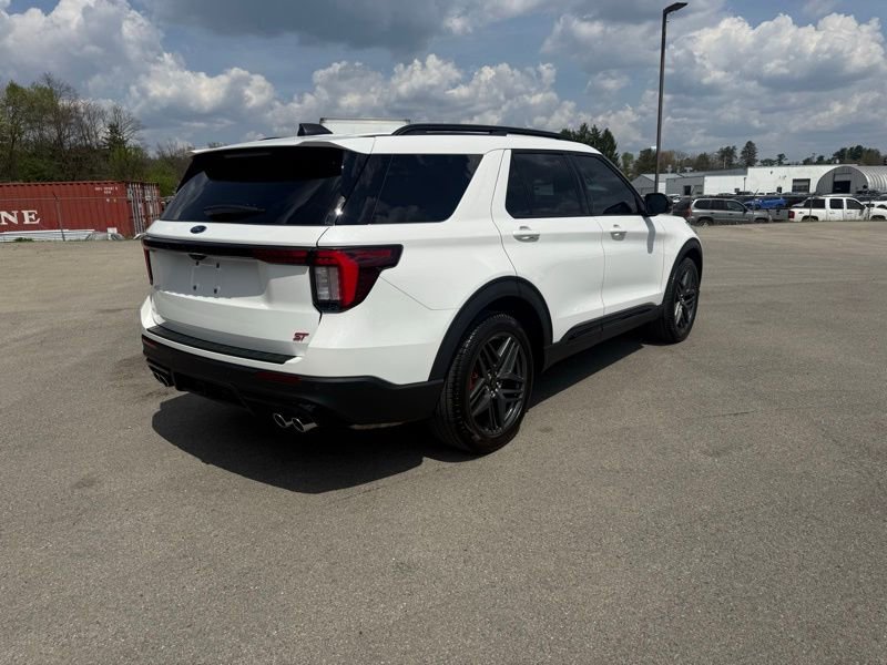 Used 2025 Ford Explorer ST w/ Sun And Sound Package AWD/4WD image 6