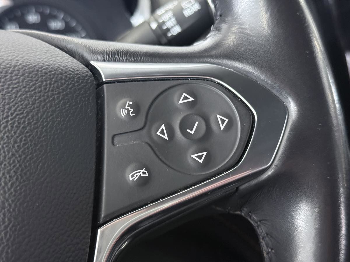 Used 2019 Chevrolet Traverse LT AWD/4WD image 47