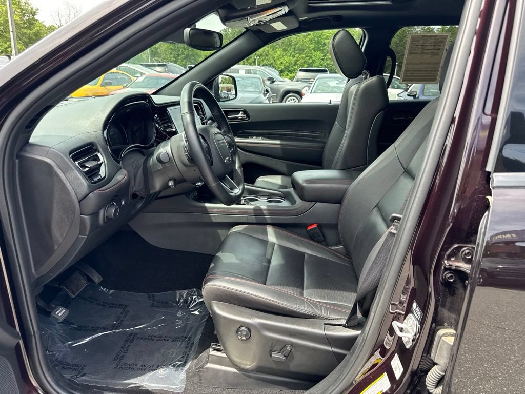Used 2025 Dodge Durango GT AWD/4WD image 3