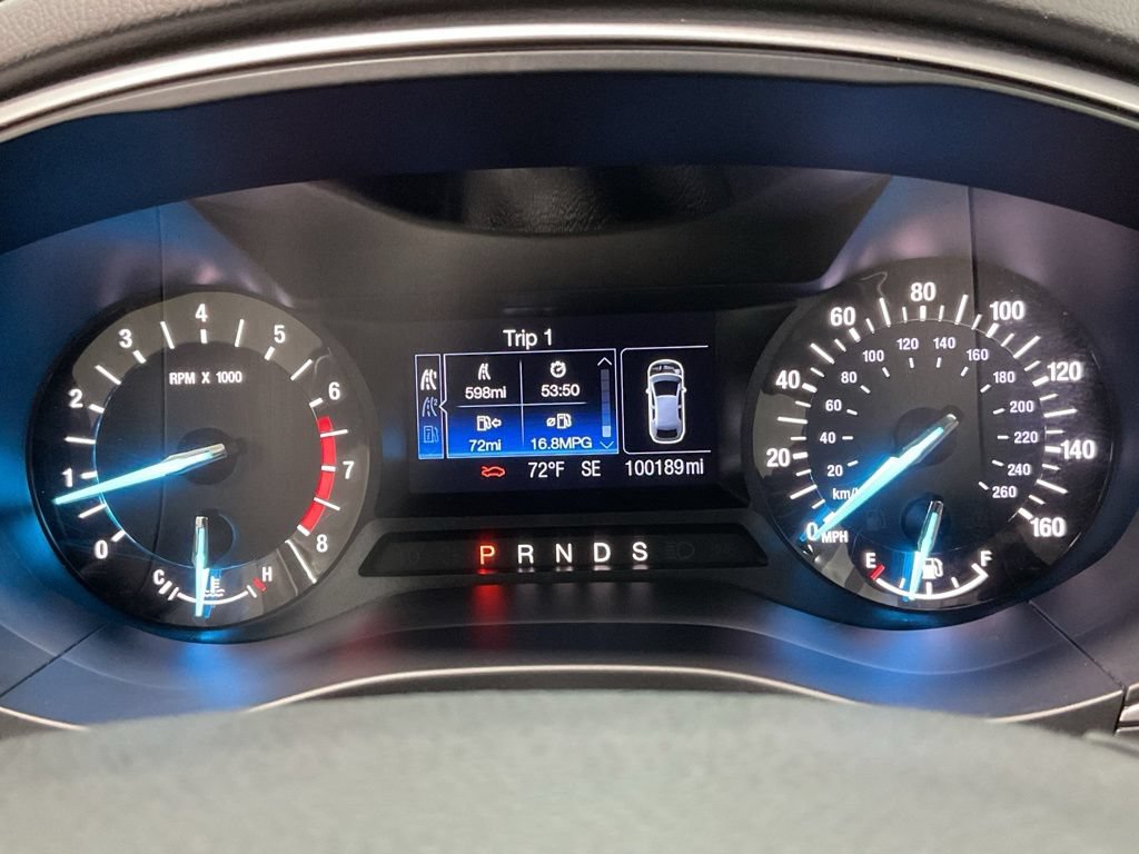 Used 2015 Ford Fusion SE w/ Equipment Group 201A FWD image 12