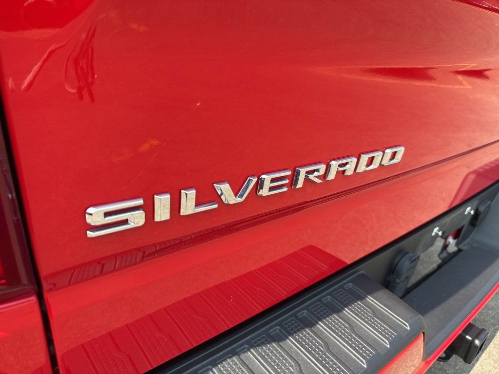 Used 2022 Chevrolet Silverado 1500 Custom image 13