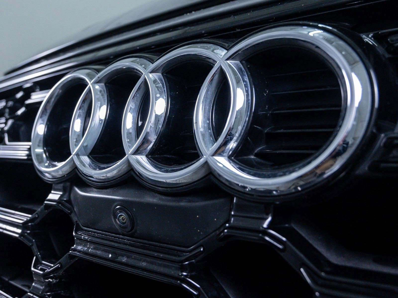 Used 2021 Audi SQ5 Prestige w/ Prestige Package image 5