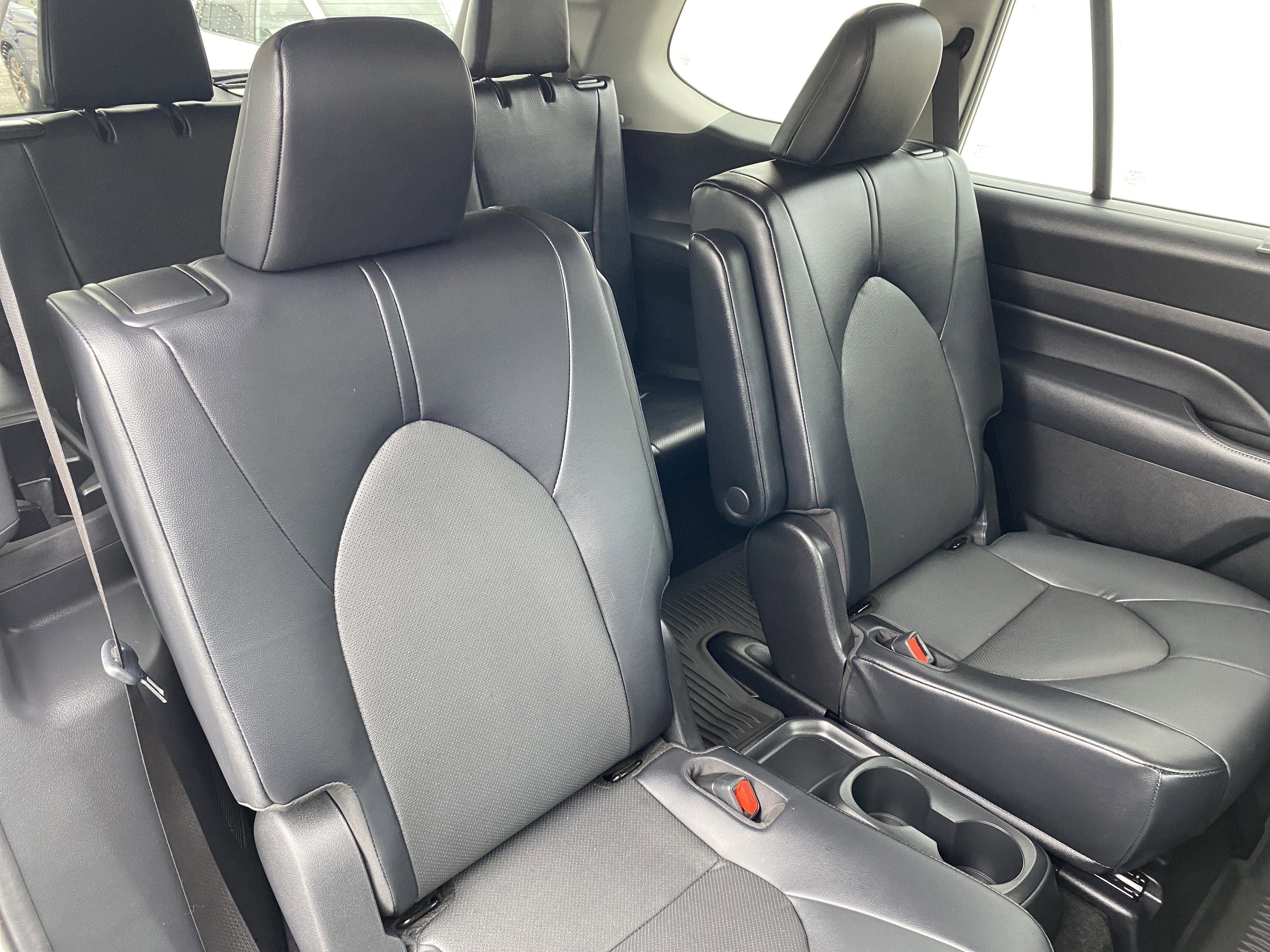 Used 2024 Toyota Grand Highlander XLE image 20