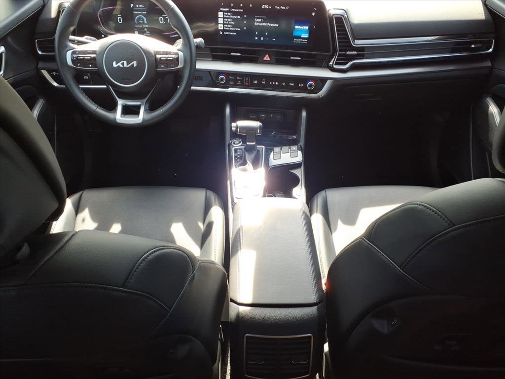 Used 2024 Kia Sportage EX image 17