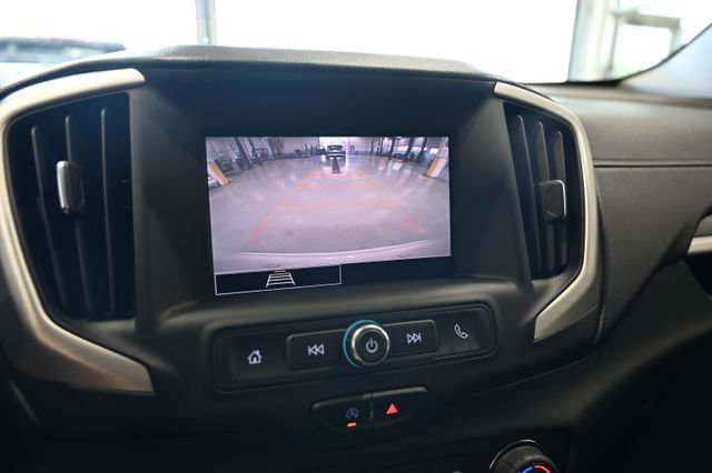 Used 2022 GMC Terrain SLE w/ Driver Convenience Package FWD image 16