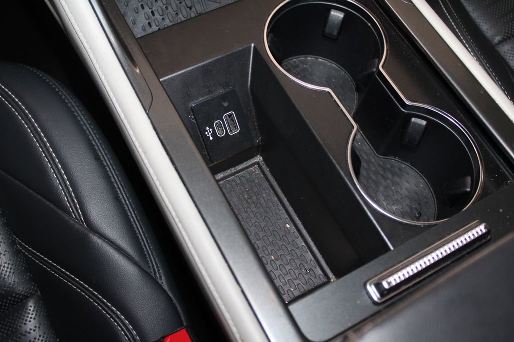 Used 2024 Lincoln Nautilus Reserve image 34