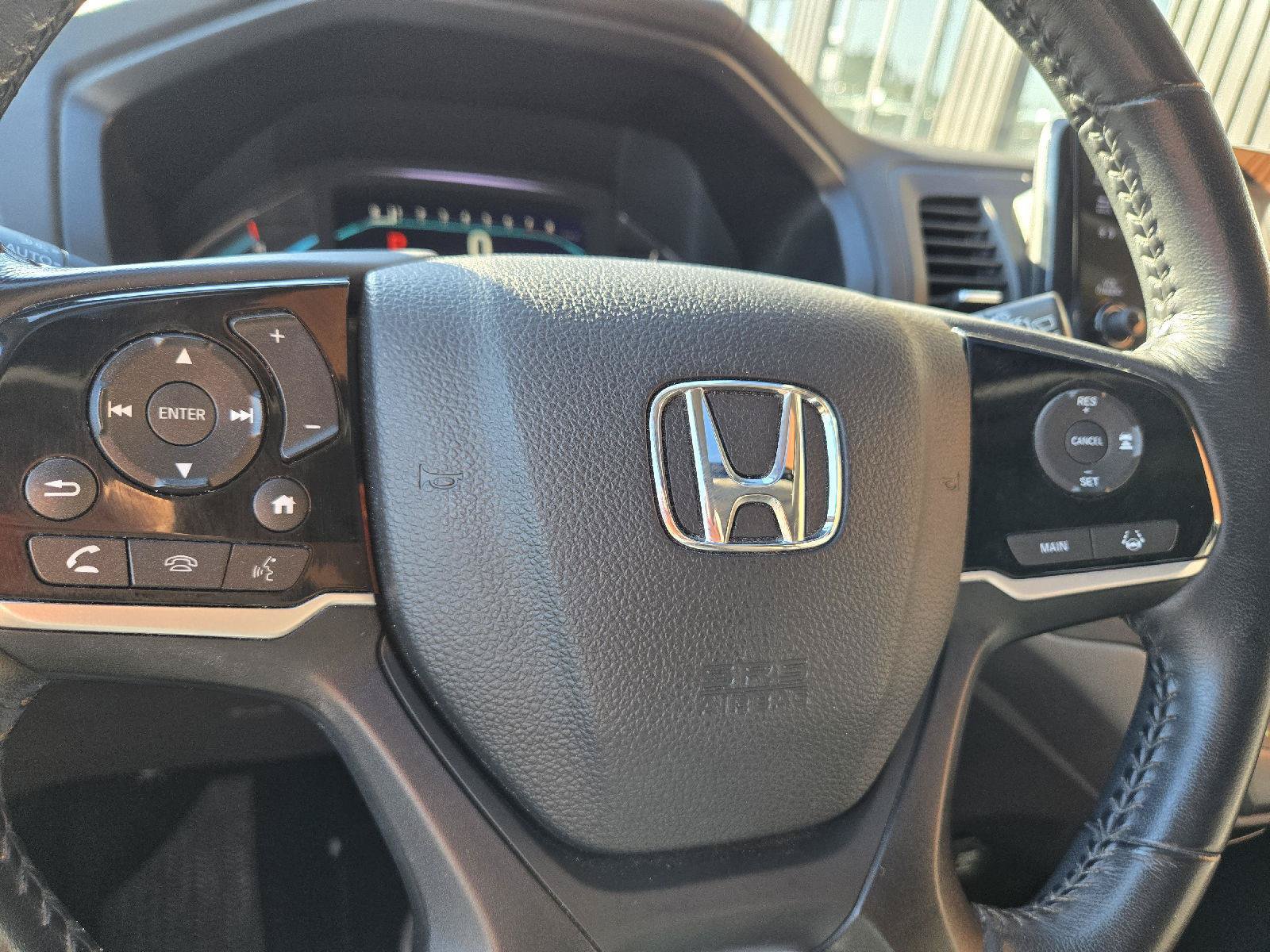 Used 2018 Honda Odyssey Touring image 19