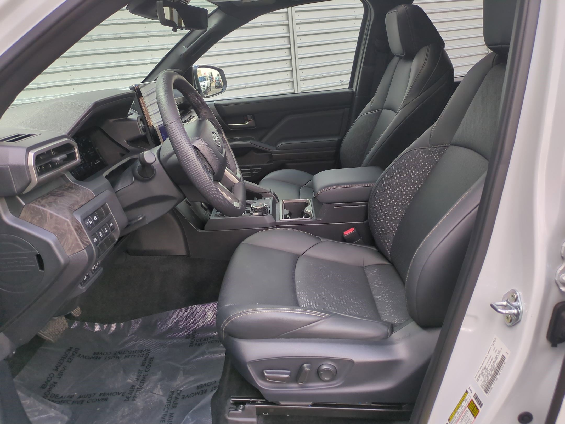 Used 2024 Toyota Tacoma Limited image 21