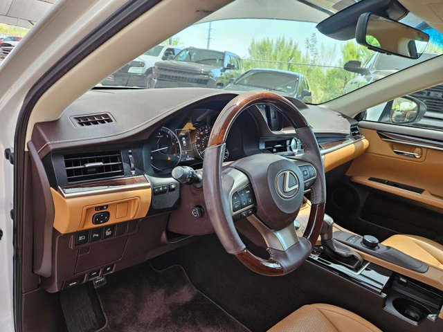 Used 2017 Lexus ES 350 w/ Premium Package FWD image 8