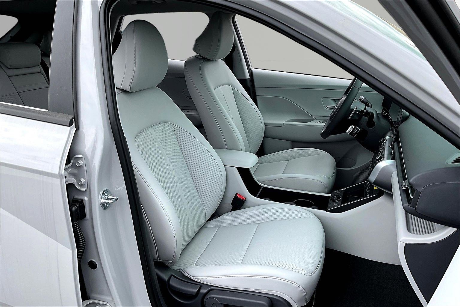 New 2026 Hyundai Kona SEL Premium FWD image 18