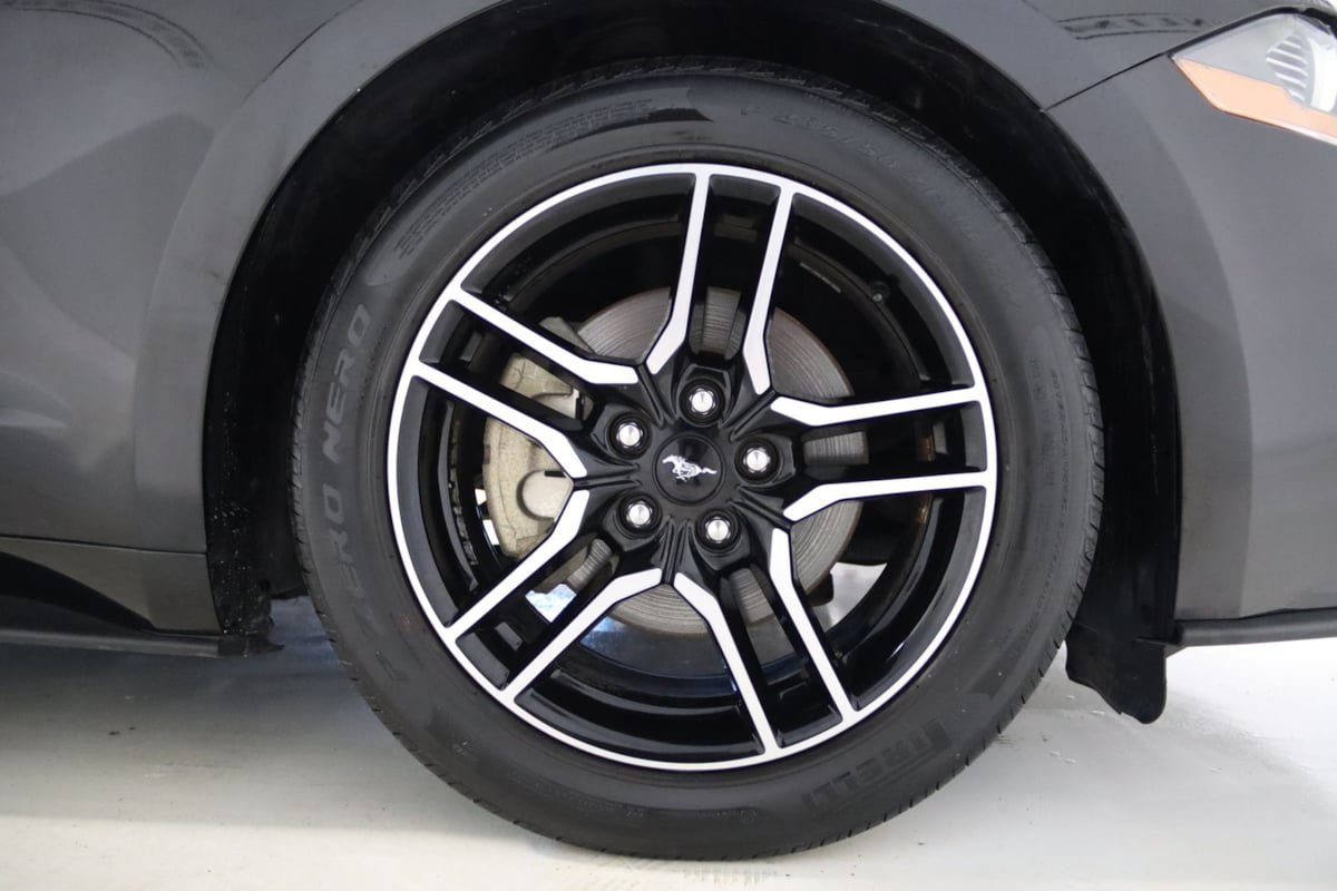 Used 2019 Ford Mustang Premium RWD image 65