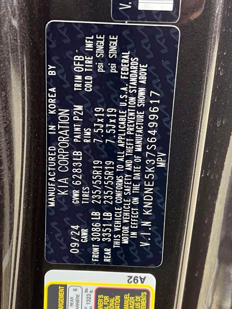 Used 2025 Kia Carnival SX Prestige image 20