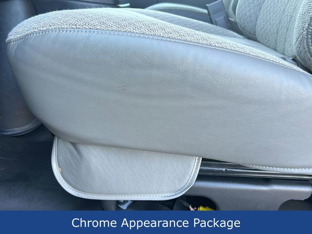 Used 2022 Chevrolet Express 3500 w/ Power Convenience Package image 21