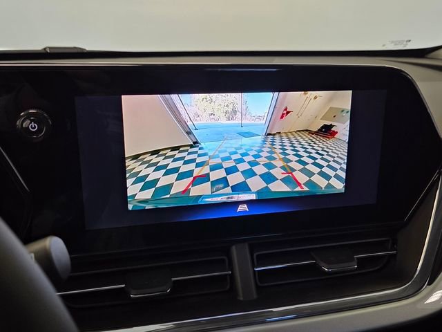 New 2026 Chevrolet Trax LT w/ Driver Confidence Package image 19