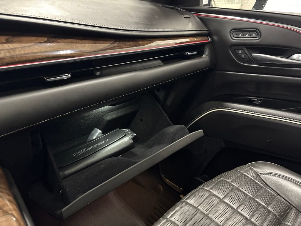Used 2021 Cadillac Escalade Sport Platinum w/ Heavy-Duty Trailer Package AWD/4WD image 26
