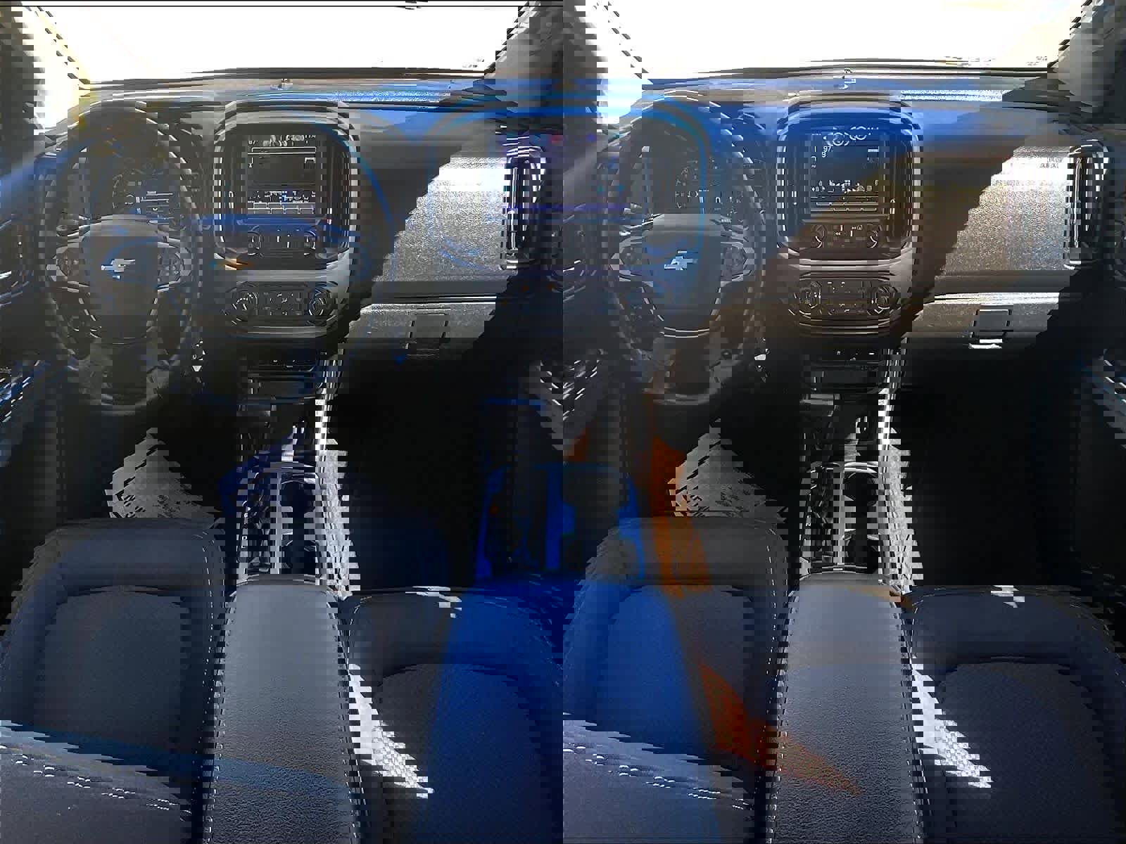 Used 2017 Chevrolet Colorado LT w/ LT Convenience Package image 17