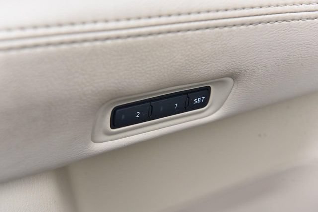 Used 2014 Nissan Pathfinder Platinum w/ Platinum Premium Package AWD/4WD image 9