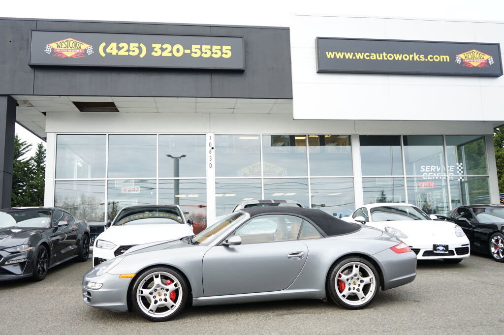 Used 2006 Porsche 911 Carrera S image 2