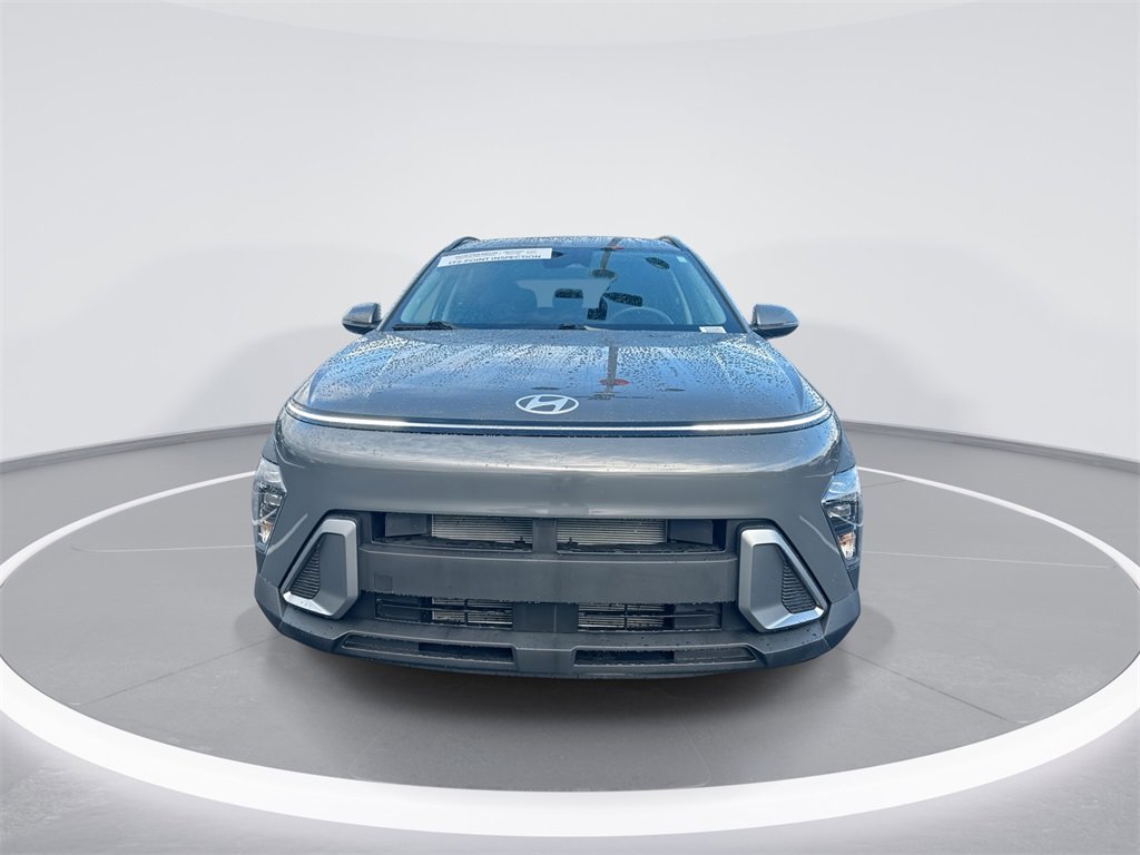 Used 2025 Hyundai Kona SEL image 3