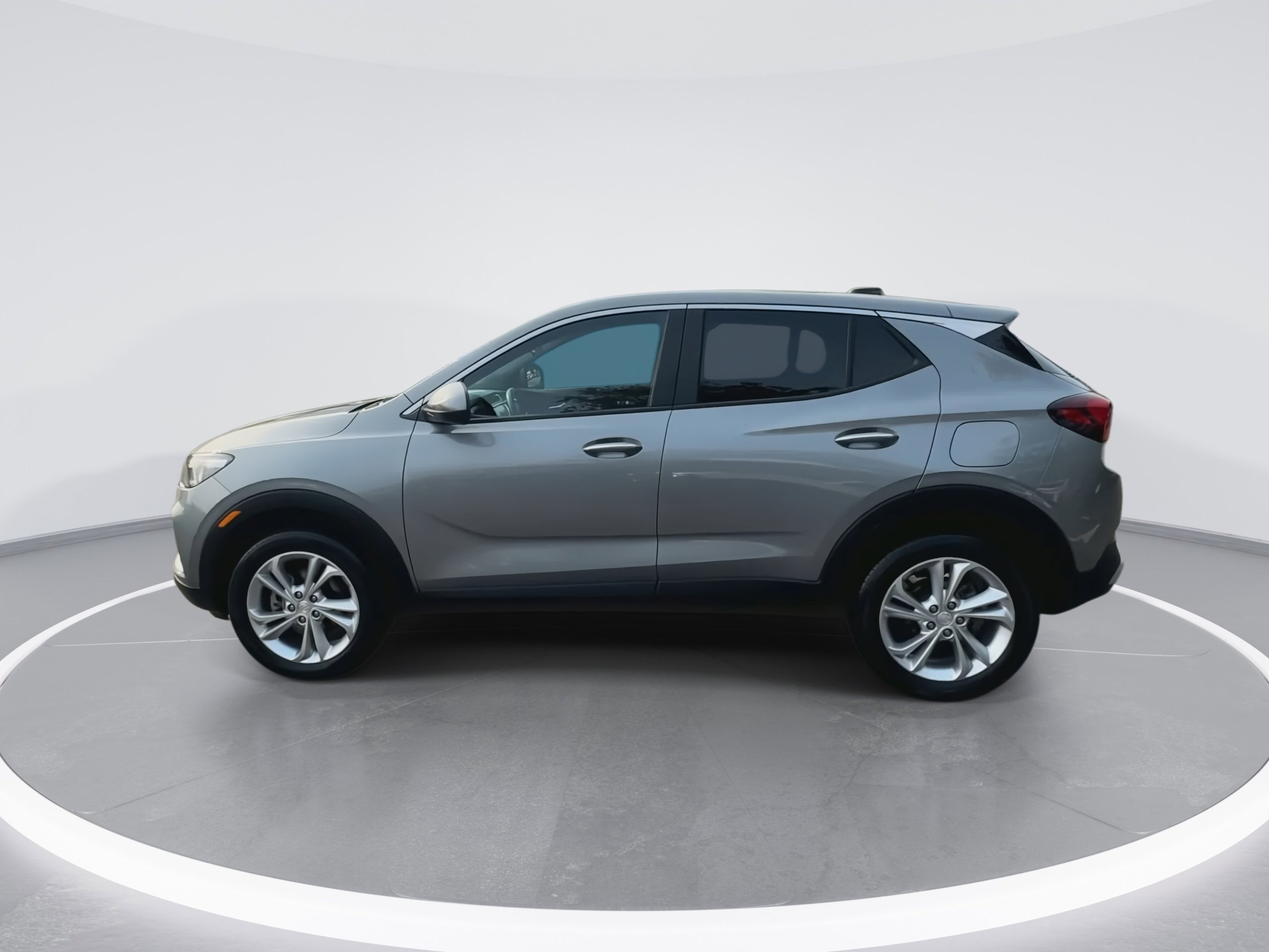 Used 2023 Buick Encore GX Preferred w/ Cold Weather Comfort Package image 5