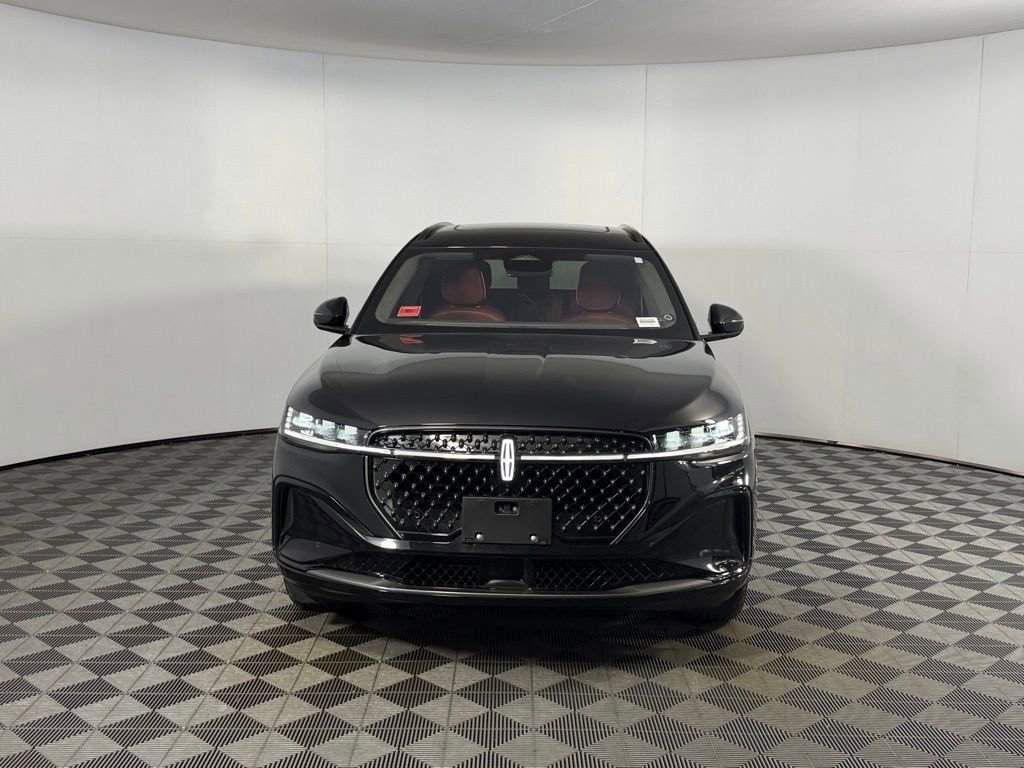 Used 2025 Lincoln Nautilus Black Label w/ Jet Appearance Package AWD/4WD image 7