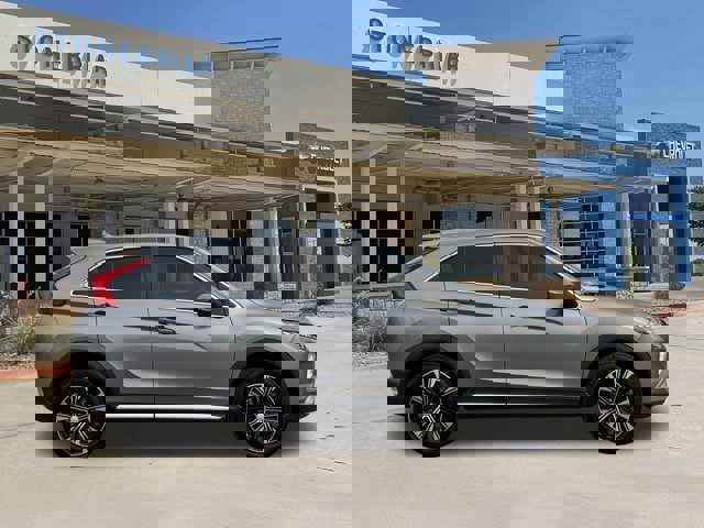 Used 2018 Mitsubishi Eclipse Cross SE image 4