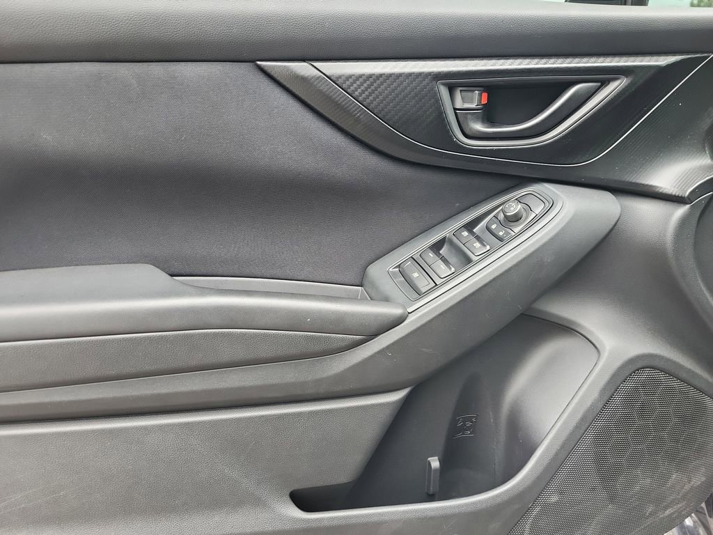 Used 2017 Subaru Impreza 2.0i AWD/4WD image 10