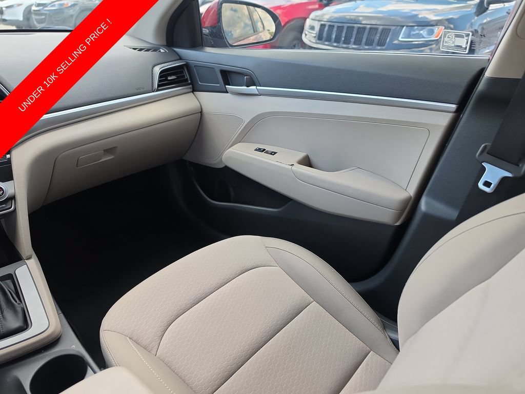 Used 2020 Hyundai Elantra SE w/ Cargo Package (C1) FWD image 9