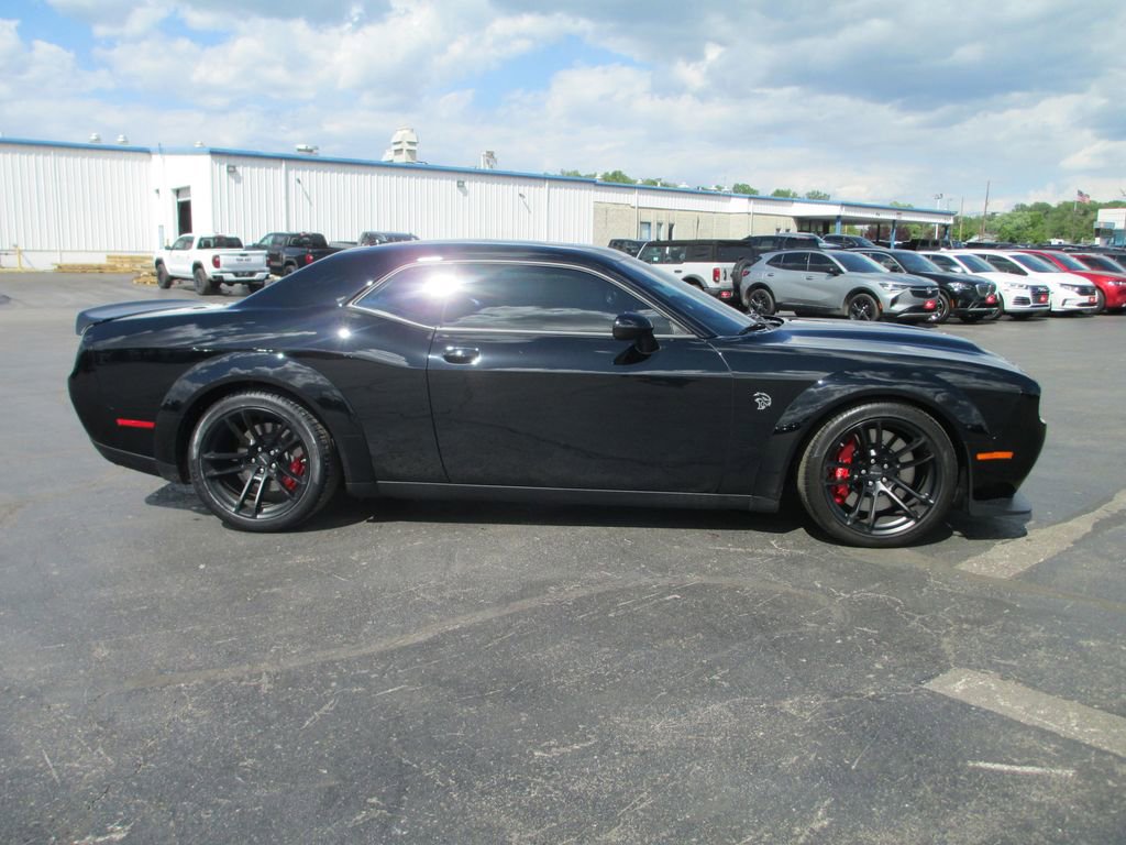 Used 2023 Dodge Challenger SRT Hellcat RWD image 4
