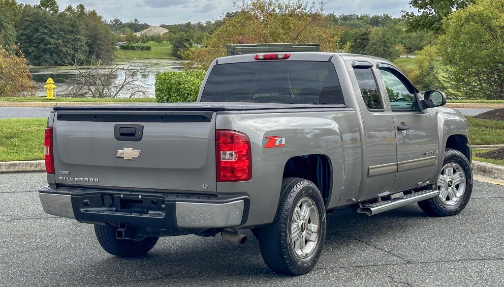 Used 2009 Chevrolet Silverado 1500 LT w/ Power Pack Plus AWD/4WD image 15