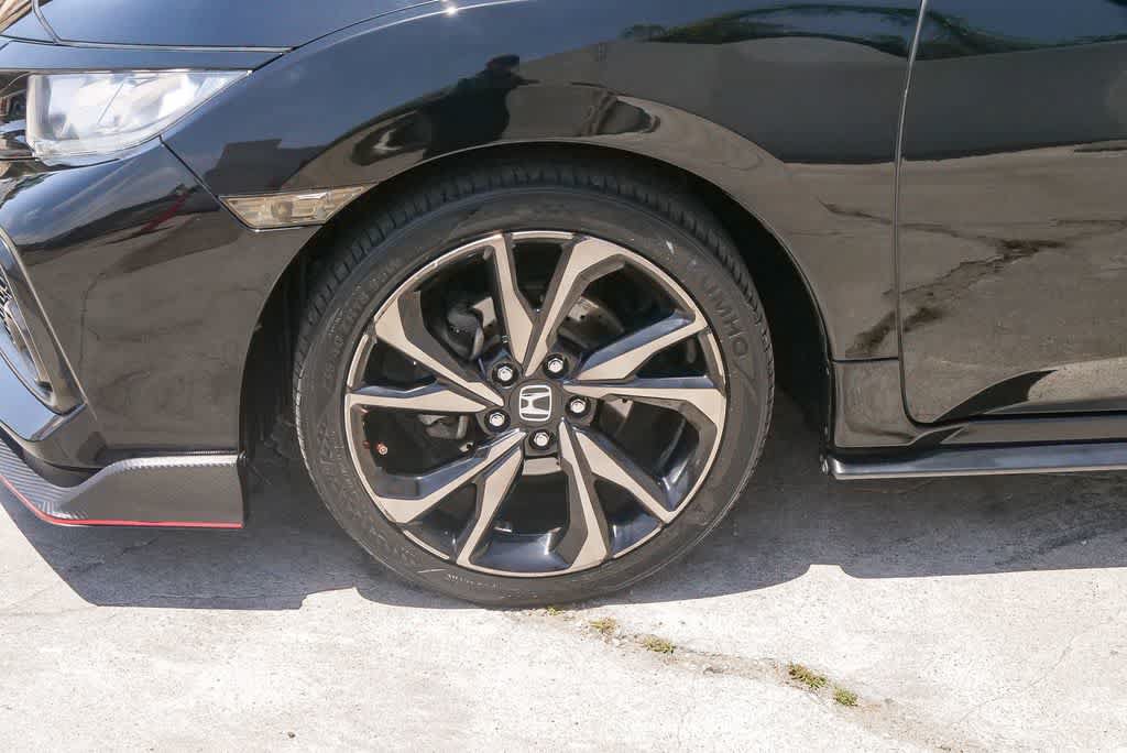 Used 2017 Honda Civic Sport image 5