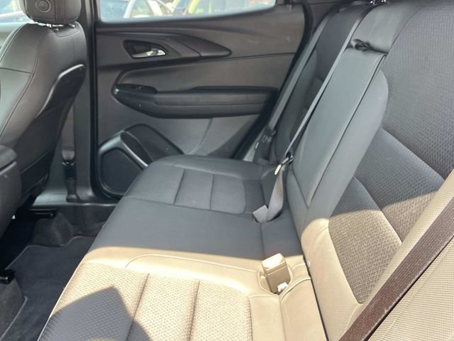 Used 2023 Chevrolet TrailBlazer RS FWD image 21