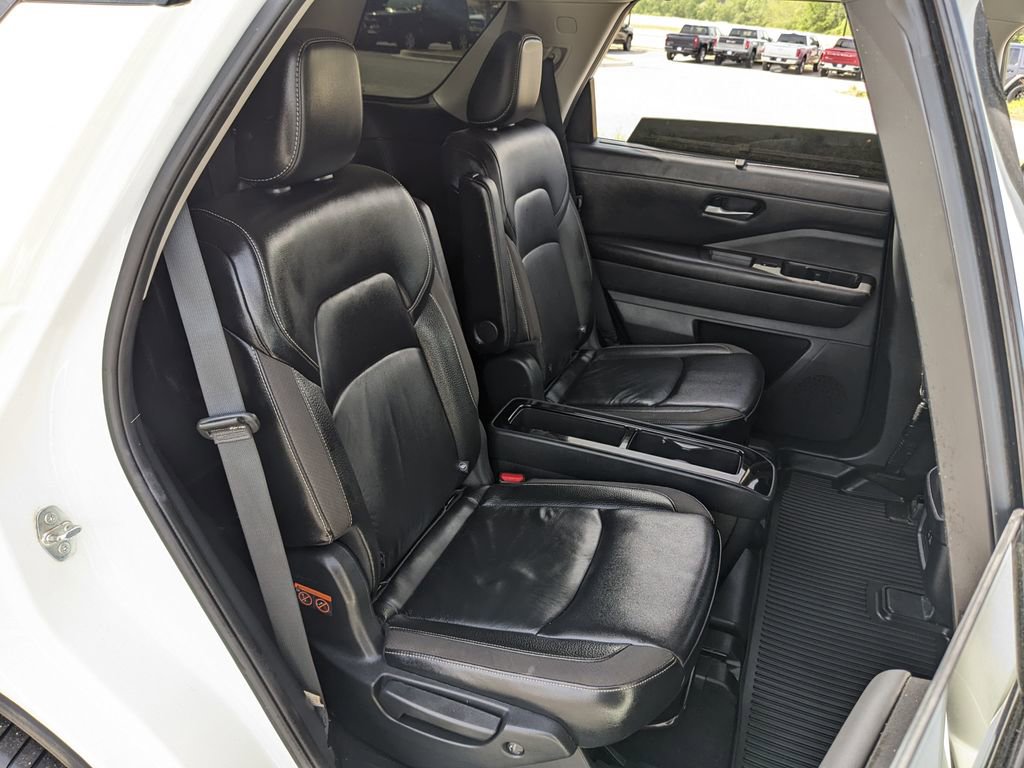 Used 2024 Nissan Pathfinder SL w/ SL Premium Package image 46