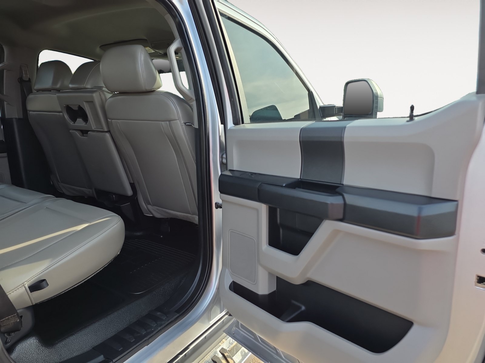 Used 2020 Ford F350 XL w/ STX Appearance Package AWD/4WD image 13