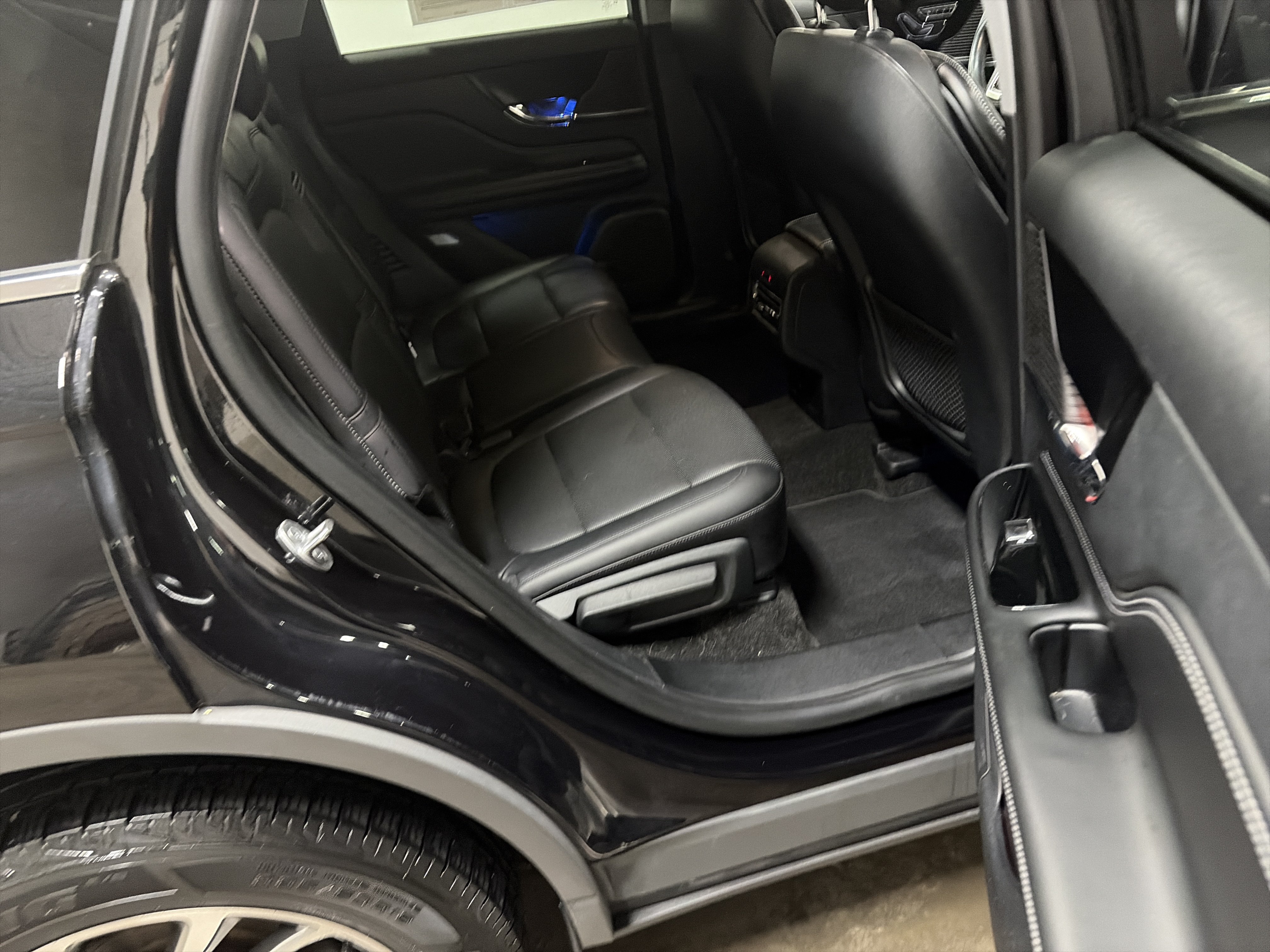 Used 2021 Lincoln Corsair AWD w/ Equipment Group 101A image 29