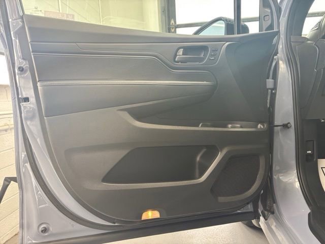 Used 2023 Honda Odyssey Sport image 10