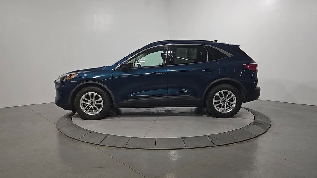 Used 2020 Ford Escape SE FWD video 2