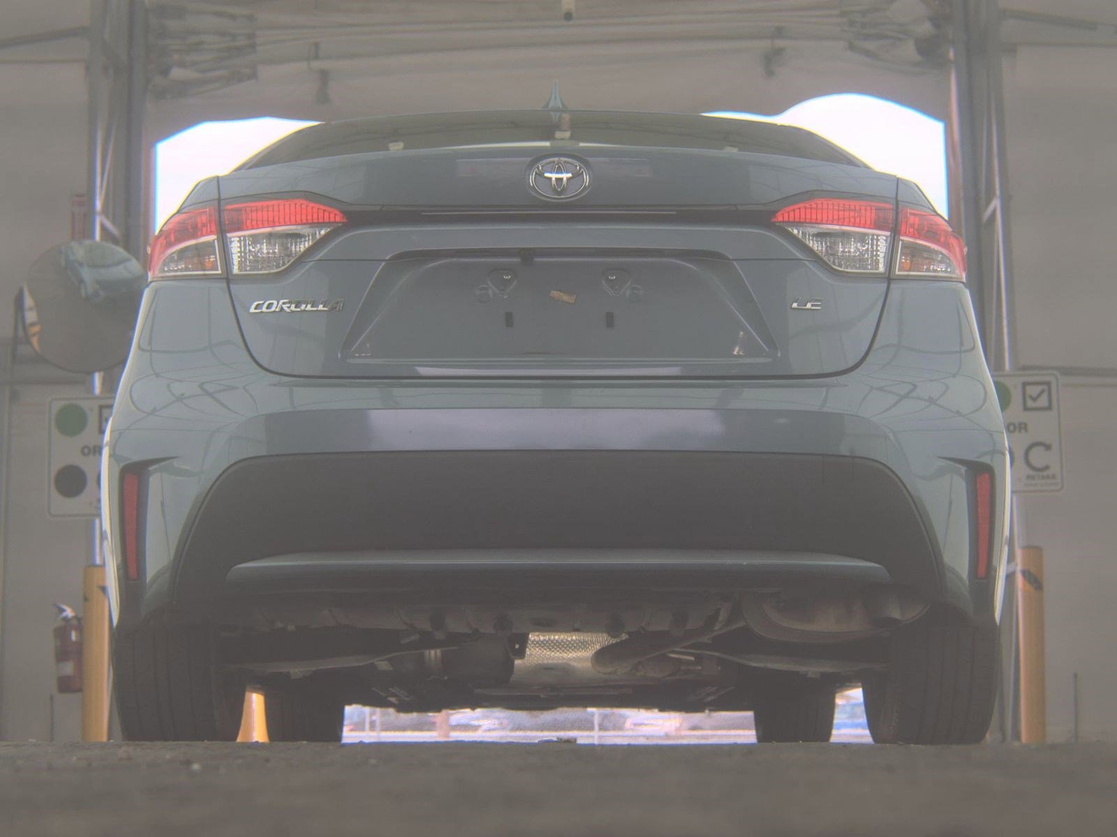 Used 2022 Toyota Corolla LE FWD image 10