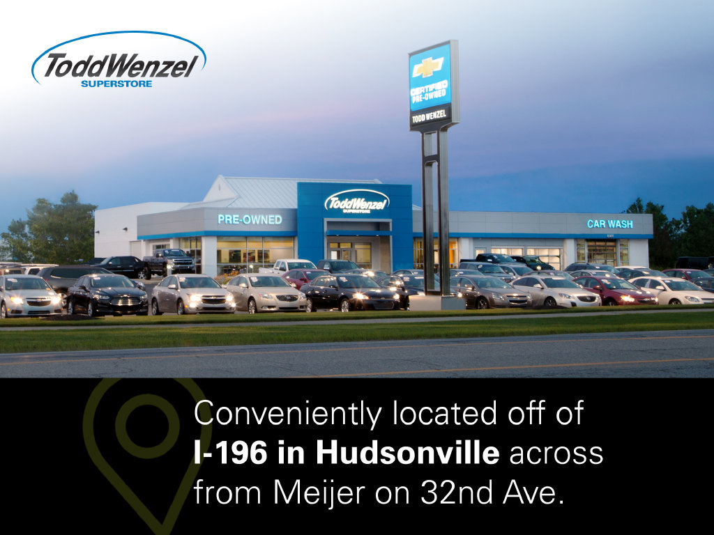 Used 2019 Chevrolet Equinox LT w/ Driver Convenience Package FWD image 2