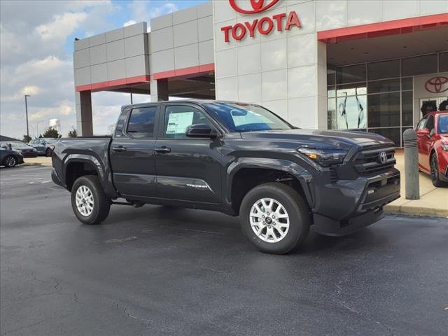 New 2024 Toyota Tacoma SR5