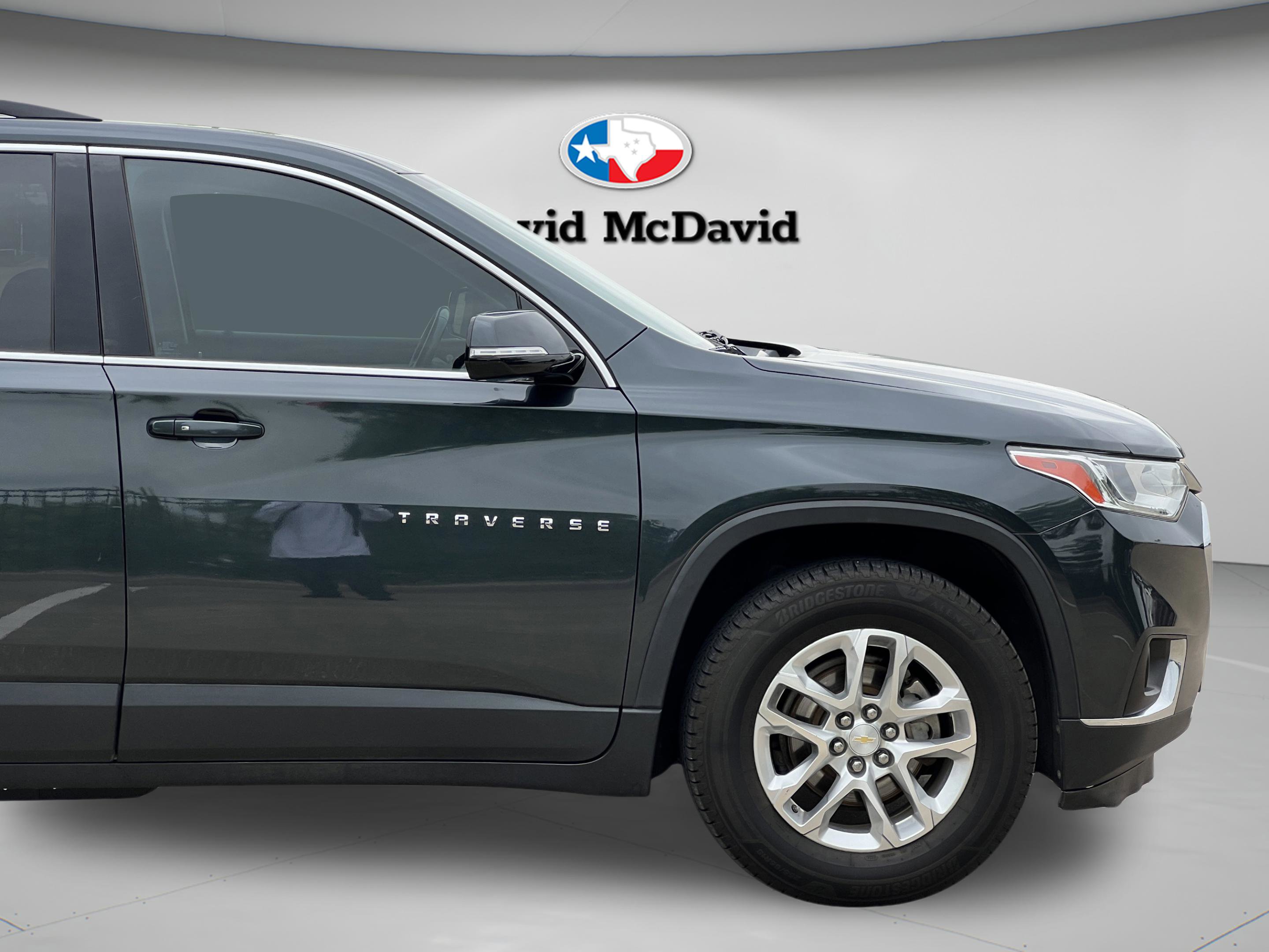 Used 2018 Chevrolet Traverse LT image 29