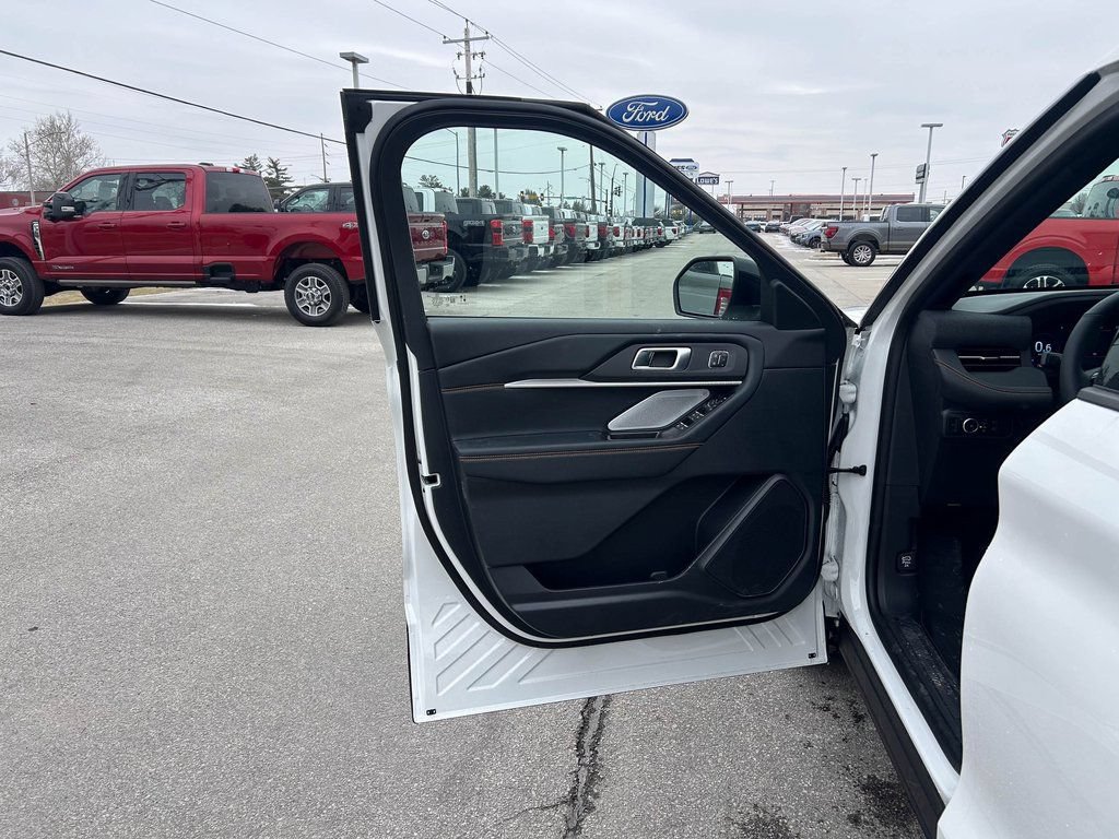 New 2026 Ford Explorer Tremor w/ Tremor Ultimate Package AWD/4WD image 11