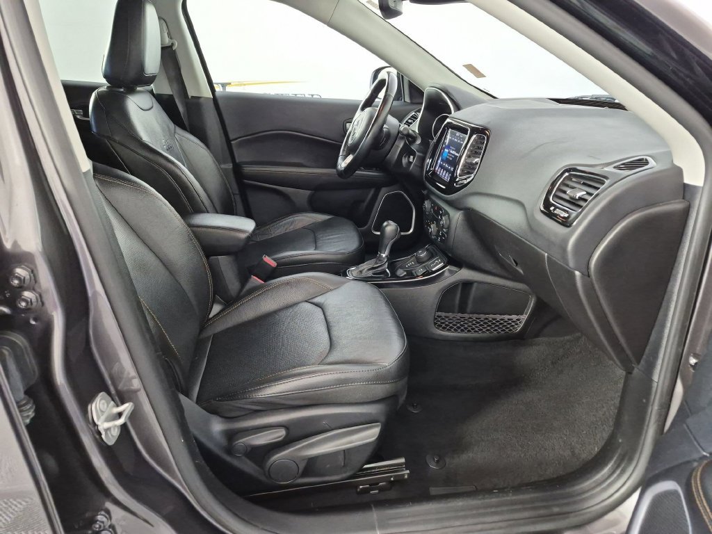 Used 2021 Jeep Compass Limited AWD/4WD image 36