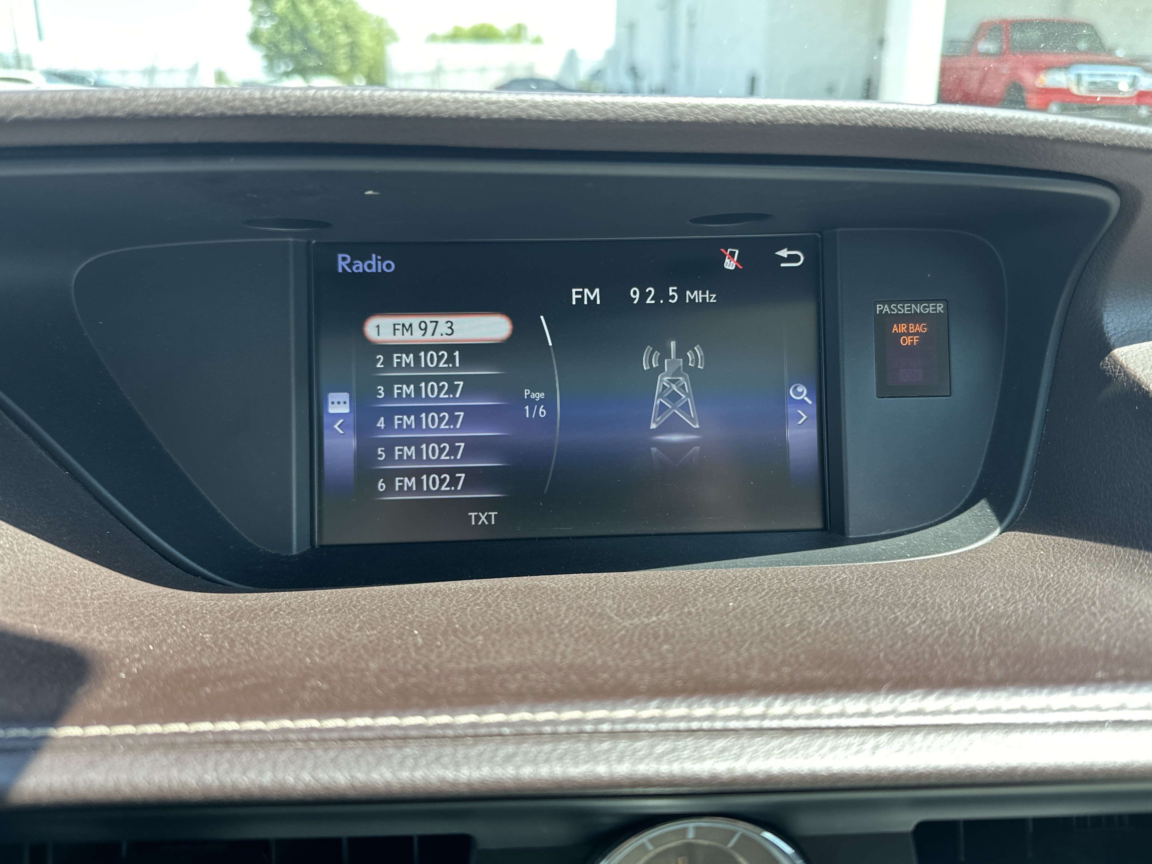Used 2017 Lexus ES 350 w/ Premium Package FWD image 12
