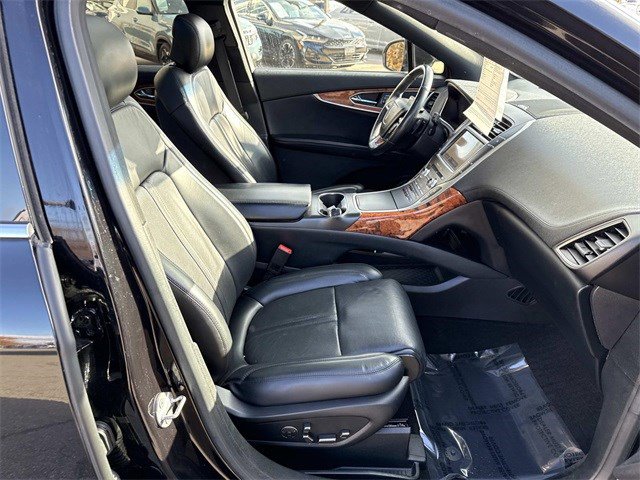 Used 2019 Lincoln Nautilus Reserve w/ Cargo Utility Package image 9