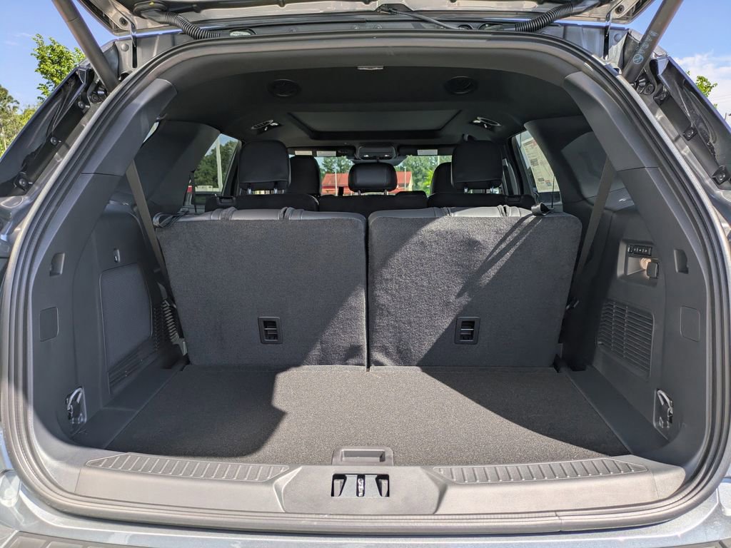 New 2026 Ford Explorer ST image 12