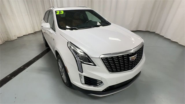 Used 2023 Cadillac XT5 Premium Luxury w/ LPO, Floor Liner Package image 2