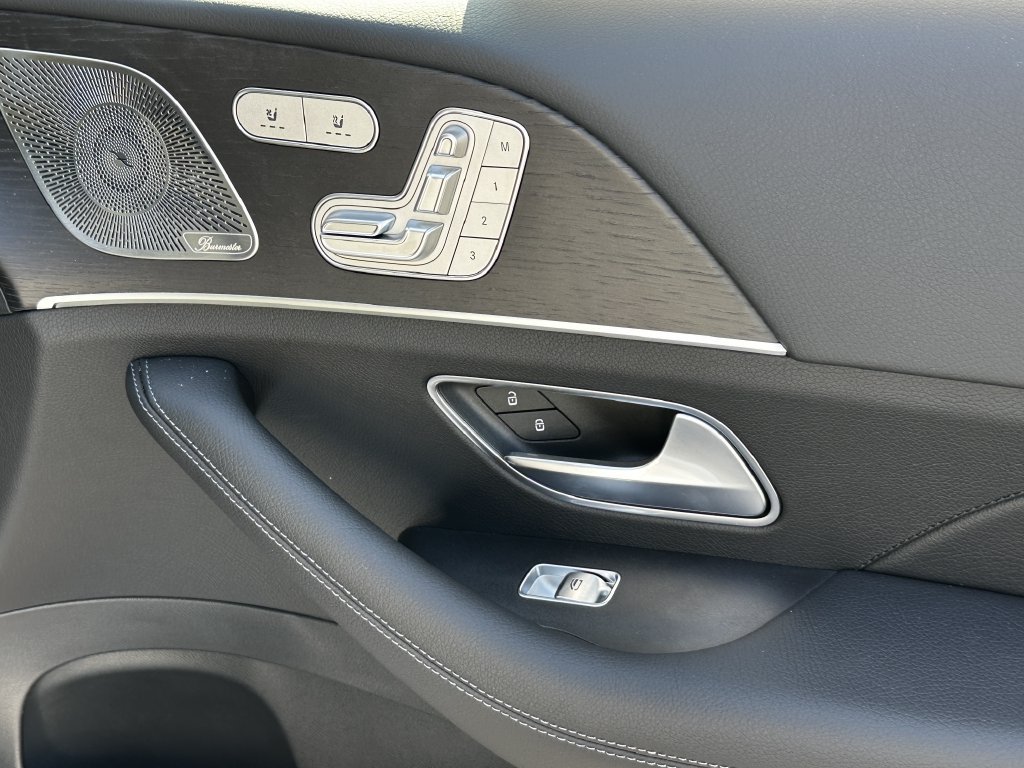 New 2026 Mercedes-Benz GLS 450 4MATIC image 17