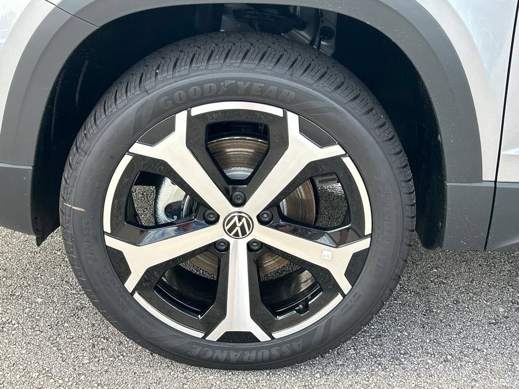 New 2026 Volkswagen Taos SEL AWD/4WD image 55